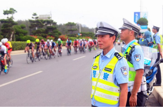 警用對講機全是PDT？警察常用的模擬對講機頻段，你知道幾個？