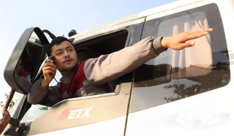 車載對講機使用地網天線可以降低駐波嗎？