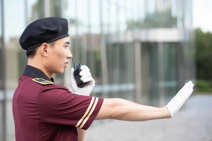 酒店服務行業如何選擇對講機？